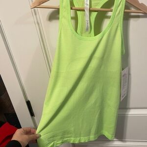 SWIFTLY TECH RACERBACK